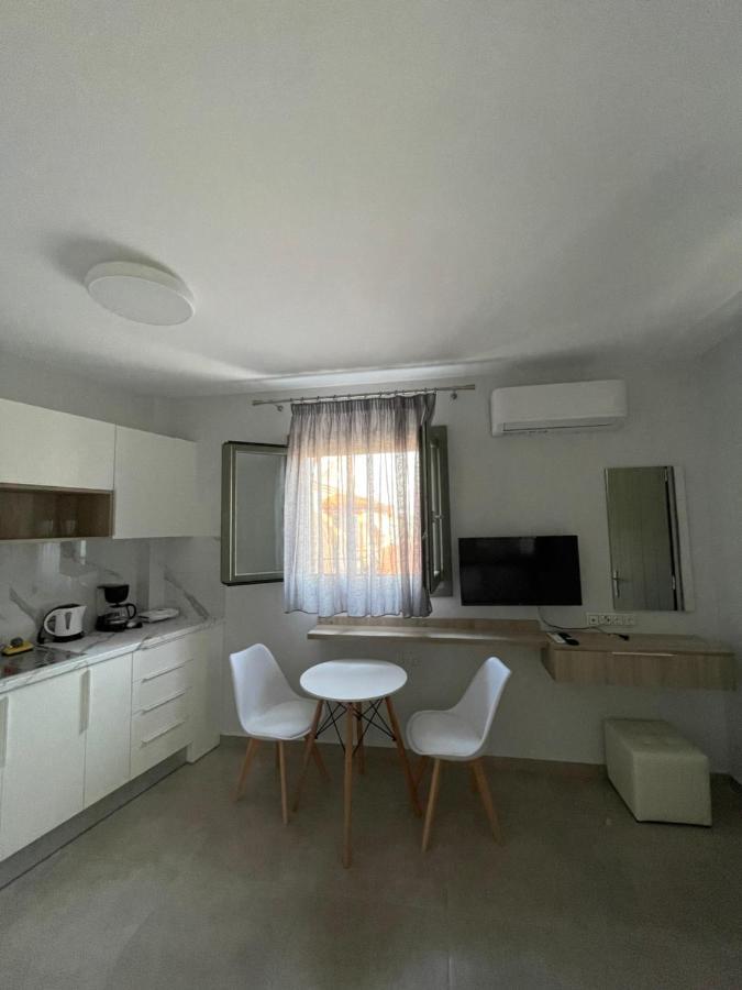 Anax Apartments Парга Экстерьер фото