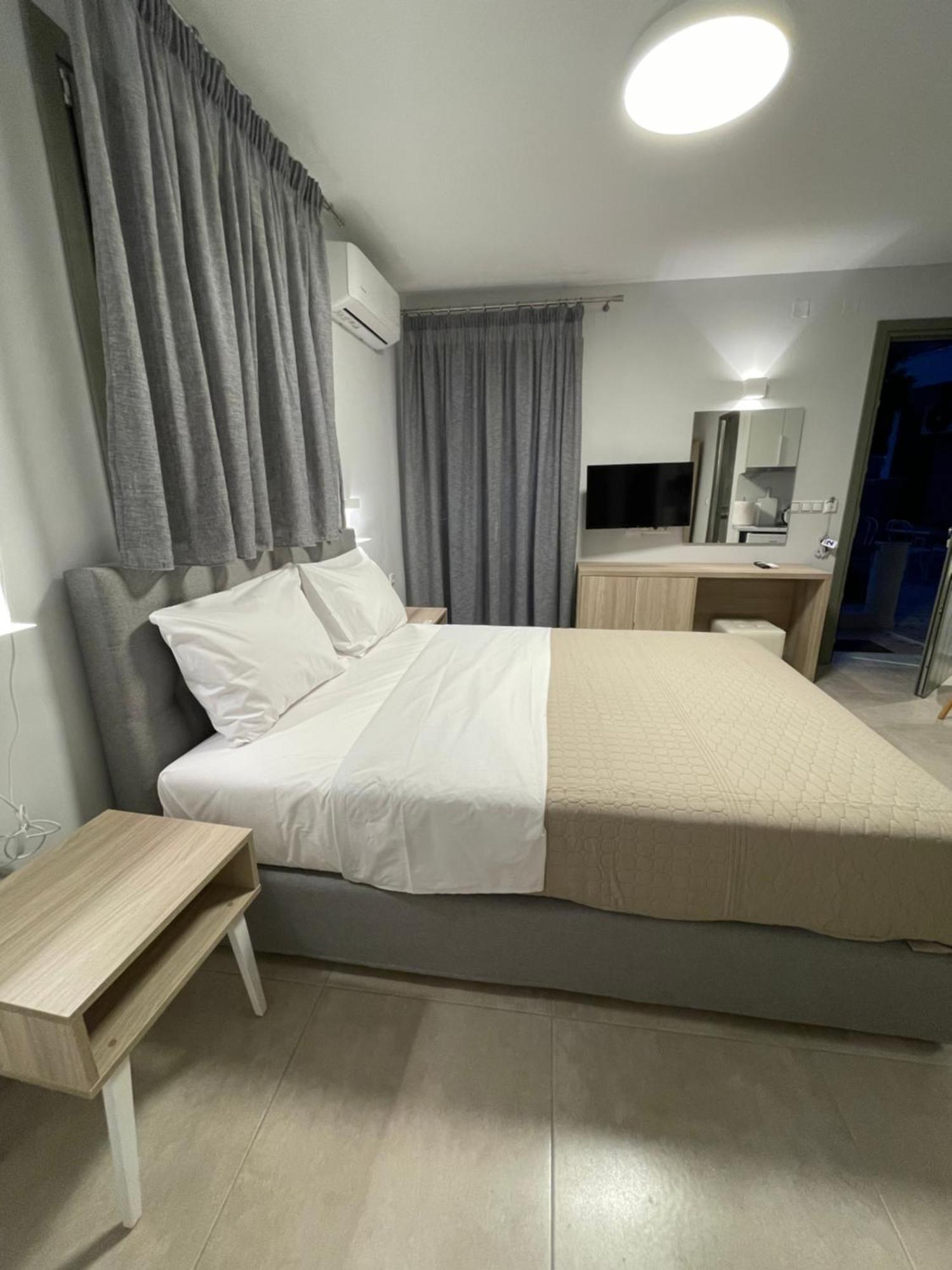 Anax Apartments Парга Экстерьер фото